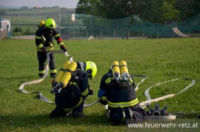 Foto 12, 15.05.2018, Prüfungen für die Ausbildungsprüfung Atemschutz - 5 erfolgreiche Gruppen in der zweiten Staffel Foto 12, 15.05.2018, Prüfungen für die Ausbildungsprüfung Atemschutz - 5 erfolgreiche Gruppen in der zweiten Staffel