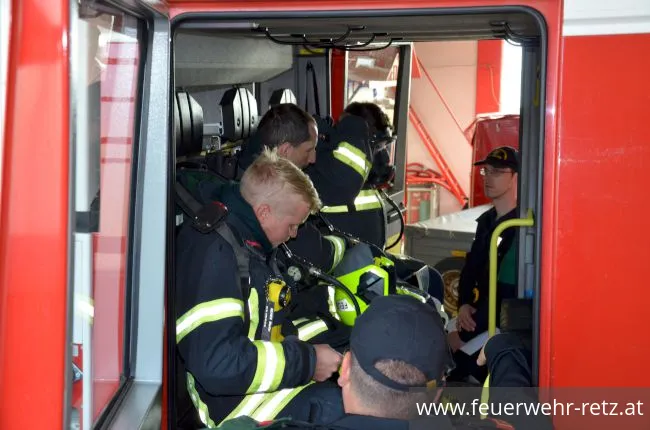 Foto 20, 15.05.2018, Prüfungen für die Ausbildungsprüfung Atemschutz - 5 erfolgreiche Gruppen in der zweiten Staffel Foto 20, 15.05.2018, Prüfungen für die Ausbildungsprüfung Atemschutz - 5 erfolgreiche Gruppen in der zweiten Staffel