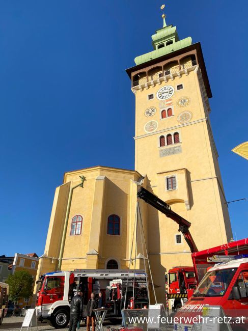 Foto 4, 25.10.2021, Sicherheitstag 2021 - Feuerwehren des Unterabschnittes präsentierten sich am Retzer Hauptplatz