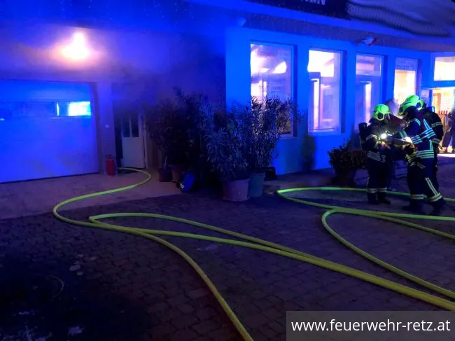 Foto 2, 30.11.2021, Brandeinsatz - Kellerbrand