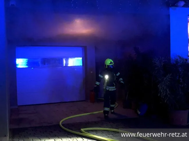 Foto 3, 30.11.2021, Brandeinsatz - Kellerbrand
