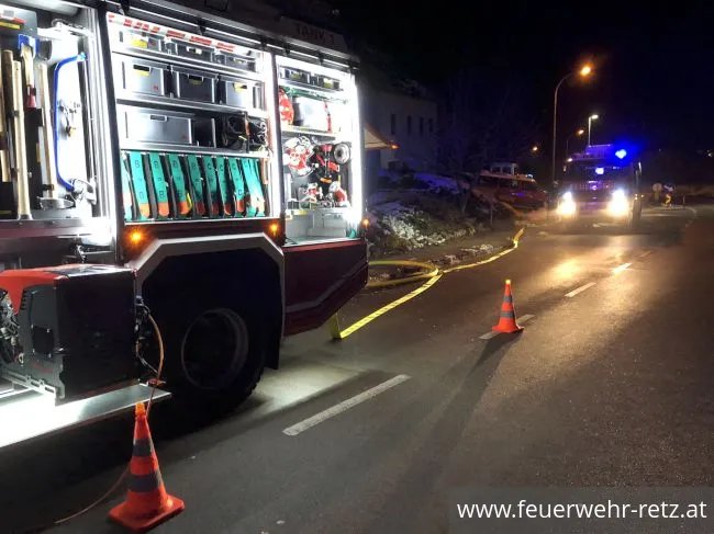 Foto 7, 30.11.2021, Brandeinsatz - Kellerbrand