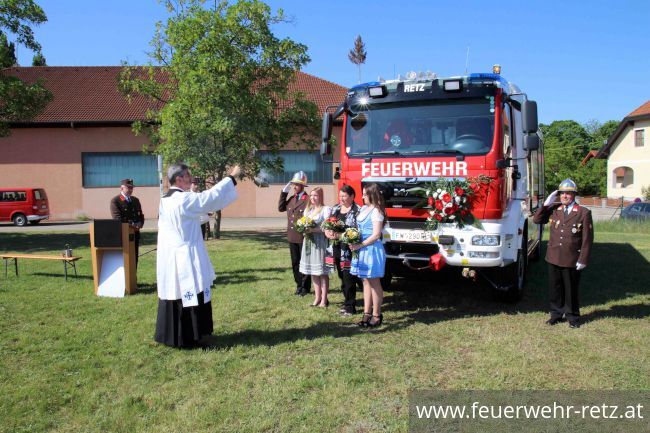 Foto 19, 20.05.2022, Heuriger mit Fahrzeugsegnung Foto 19, 20.05.2022, Heuriger mit Fahrzeugsegnung