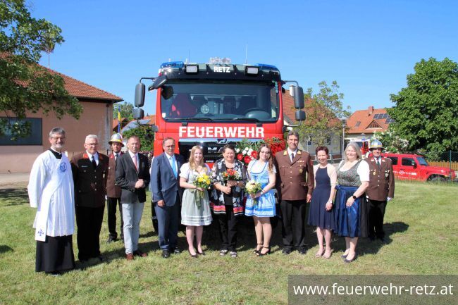 Foto 21, 20.05.2022, Heuriger mit Fahrzeugsegnung Foto 21, 20.05.2022, Heuriger mit Fahrzeugsegnung