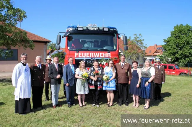 Foto 21, 20.05.2022, Heuriger mit Fahrzeugsegnung Foto 21, 20.05.2022, Heuriger mit Fahrzeugsegnung