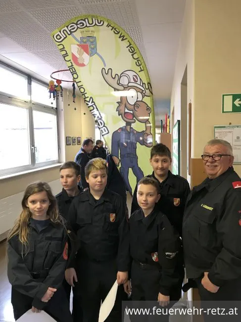 Foto 1, 23.03.2018, Wissenstest 2018 bestanden - Feuerwehrjugend beweist großes Wissen Foto 1, 23.03.2018, Wissenstest 2018 bestanden - Feuerwehrjugend beweist großes Wissen