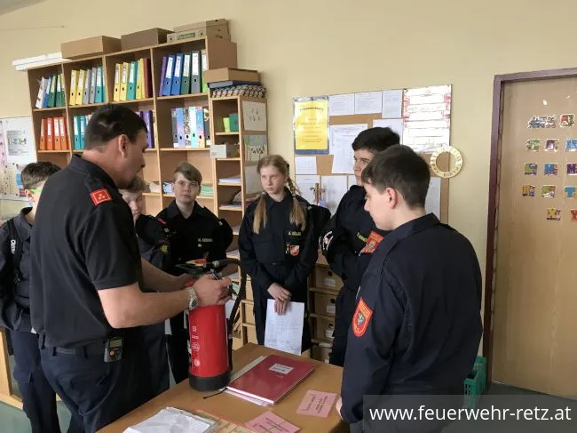 Foto 5, 23.03.2018, Wissenstest 2018 bestanden - Feuerwehrjugend beweist großes Wissen Foto 5, 23.03.2018, Wissenstest 2018 bestanden - Feuerwehrjugend beweist großes Wissen