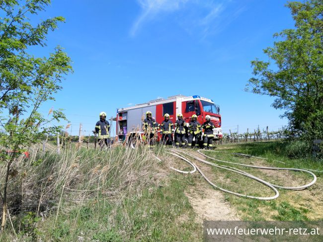 Foto 4, 14.05.2022, Brandeinsatz - Flurbrand am Schatzberg Foto 4, 14.05.2022, Brandeinsatz - Flurbrand am Schatzberg