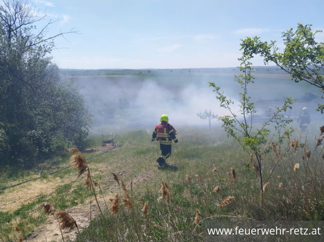 Foto 8, 14.05.2022, Brandeinsatz - Flurbrand am Schatzberg Foto 8, 14.05.2022, Brandeinsatz - Flurbrand am Schatzberg