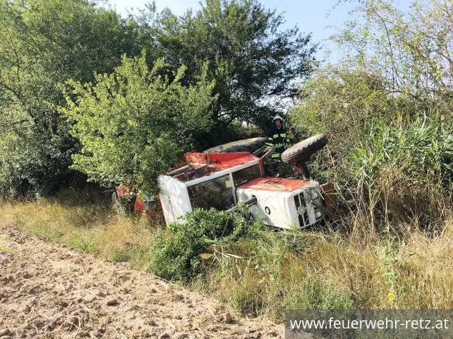 Foto 5, 02.08.2018, Technischer Einsatz - Traktorbergung in Kleinhöflein Foto 5, 02.08.2018, Technischer Einsatz - Traktorbergung in Kleinhöflein
