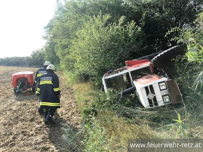 Foto 7, 02.08.2018, Technischer Einsatz - Traktorbergung in Kleinhöflein Foto 7, 02.08.2018, Technischer Einsatz - Traktorbergung in Kleinhöflein