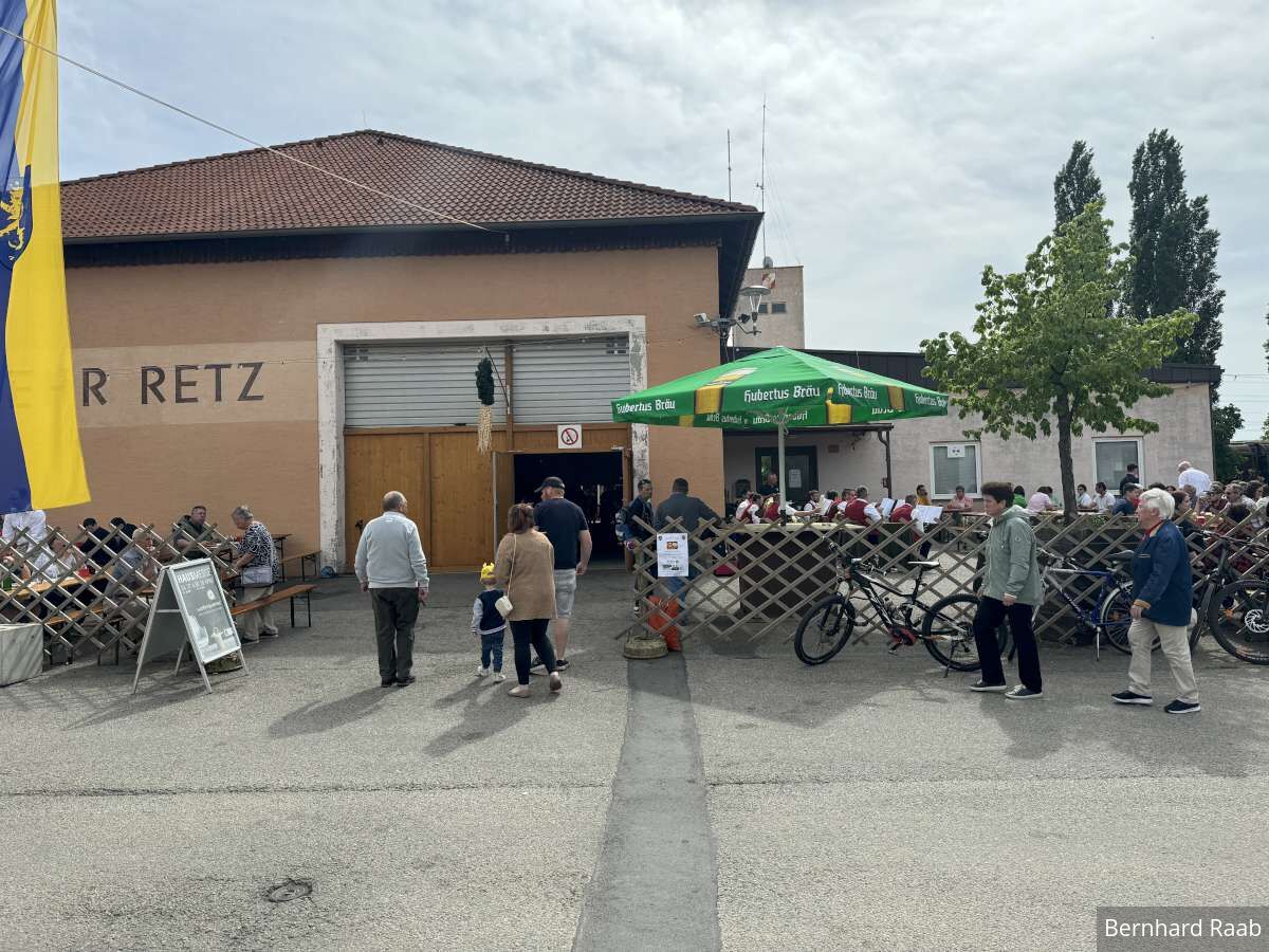 Foto 42, 06.05.2024, Feuerwehrheuriger 2024 Foto 42, 06.05.2024, Feuerwehrheuriger 2024