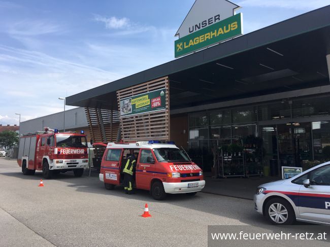Foto 1, 05.08.2019, Brandmelderalarm - Lagerhaus Markt