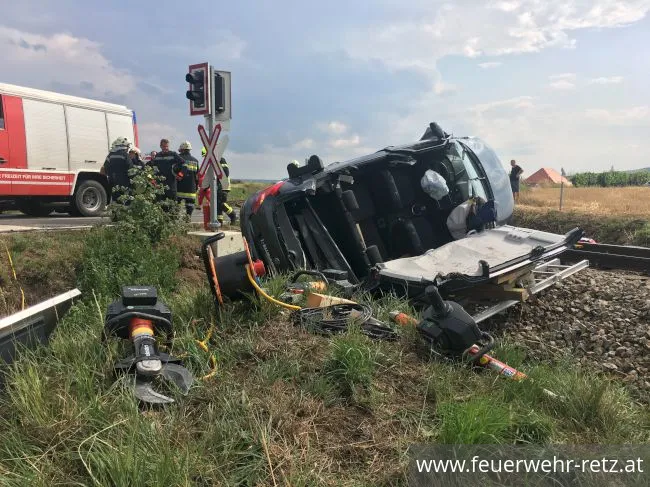 Foto 5, 01.08.2019, Technischer Einsatz - Verkehrsunfall mit eingeklemmter Person