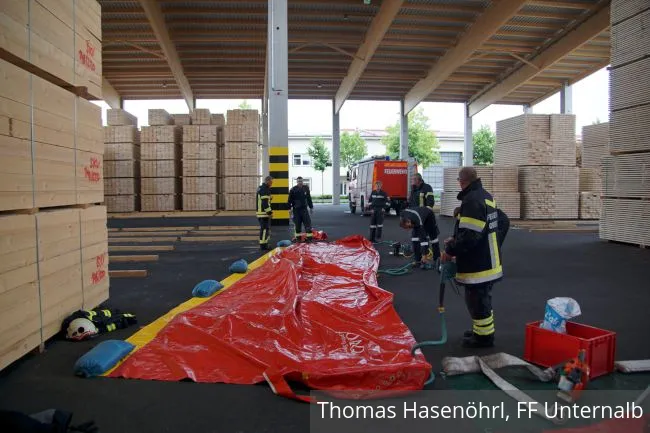 Foto 11, 16.07.2019, Zugsübung - 4. KHD Zug Foto 11, 16.07.2019, Zugsübung - 4. KHD Zug