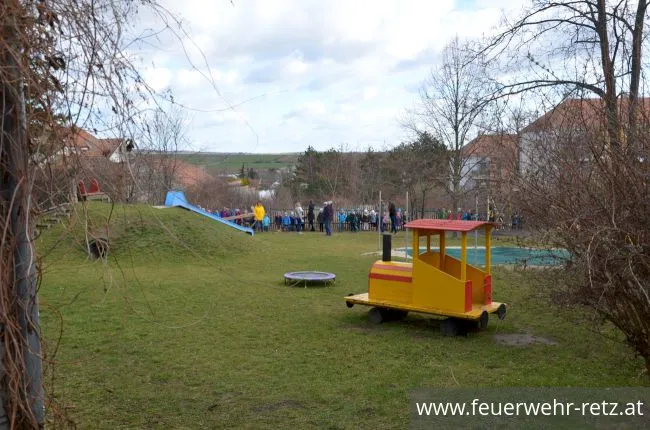 Foto 2, 19.03.2019, Küchenbrand mit einer vermissten Person - Übung im Kindergarten Retz Foto 2, 19.03.2019, Küchenbrand mit einer vermissten Person - Übung im Kindergarten Retz