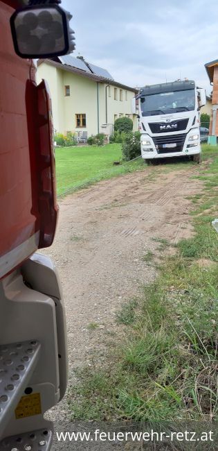 Foto 2, 31.08.2021, Technischer Einsatz - LKW-Bergung Foto 2, 31.08.2021, Technischer Einsatz - LKW-Bergung