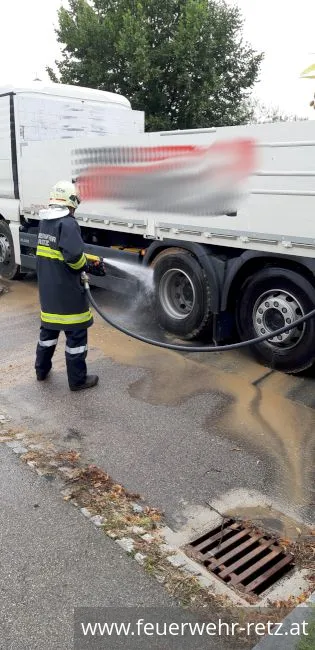 Foto 5, 31.08.2021, Technischer Einsatz - LKW-Bergung 