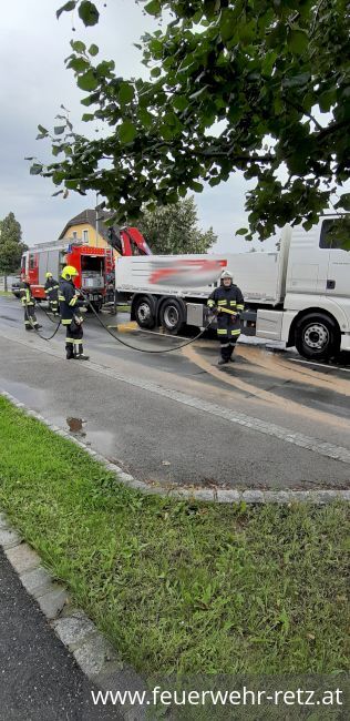 Foto 7, 31.08.2021, Technischer Einsatz - LKW-Bergung Foto 7, 31.08.2021, Technischer Einsatz - LKW-Bergung