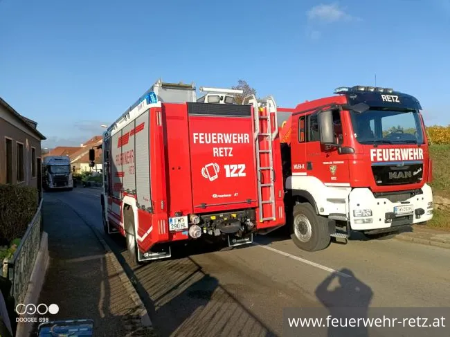 Foto 4, 20.10.2022, Technischer Einsatz - LKW-Bergung in Obernalb