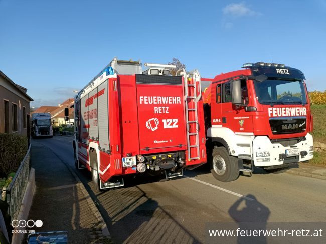 Foto 4, 20.10.2022, Technischer Einsatz - LKW-Bergung in Obernalb