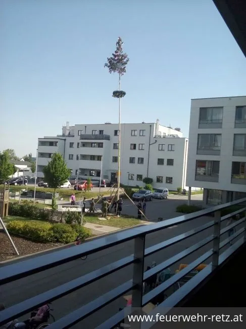 Foto 14, 07.05.2018, Maibaum aufstellen Foto 14, 07.05.2018, Maibaum aufstellen