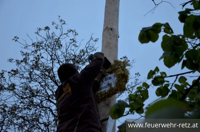 Foto 25, 09.05.2019, Maibaum aufstellen 2019 Foto 25, 09.05.2019, Maibaum aufstellen 2019
