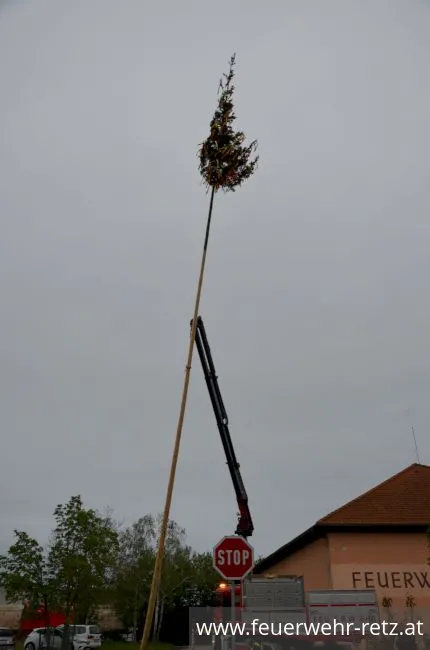 Foto 27, 09.05.2019, Maibaum aufstellen 2019 Foto 27, 09.05.2019, Maibaum aufstellen 2019
