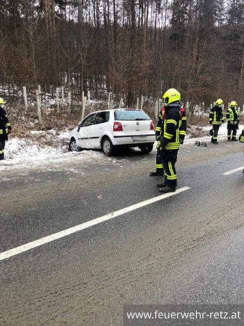Foto 3, 25.01.2022, Technischer Einsatz - Verkehrsunfall Foto 3, 25.01.2022, Technischer Einsatz - Verkehrsunfall