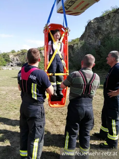 Foto 10, 16.07.2019, Technische Übung im Steinbruch Obernalb Foto 10, 16.07.2019, Technische Übung im Steinbruch Obernalb