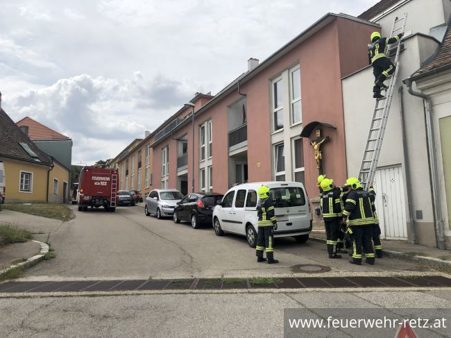 Foto 2, 15.08.2022, Technischer Einsatz - Türöffnung – Unfall wird vermutet Foto 2, 15.08.2022, Technischer Einsatz - Türöffnung – Unfall wird vermutet