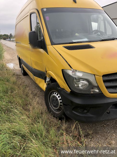 Foto 4, 02.09.2019, Technischer Einsatz - Fahrzeugbergung Foto 4, 02.09.2019, Technischer Einsatz - Fahrzeugbergung
