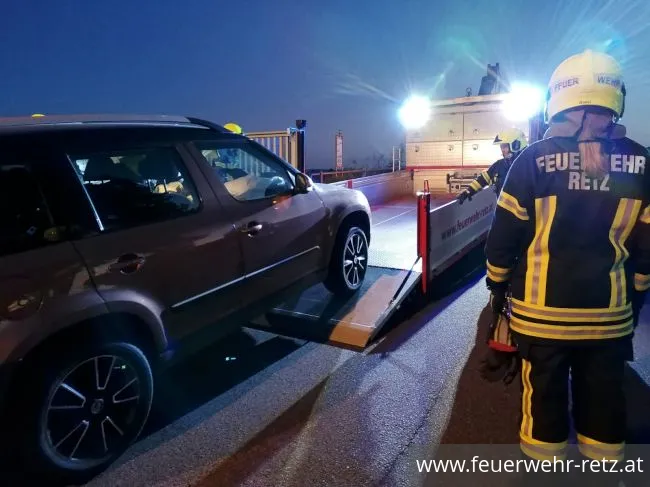 Foto 6, 03.09.2019, Technischer Einsatz - Erneuter Zusammenstoß im Retzer Stadtgebiet