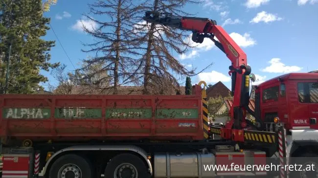 Foto 7, 29.10.2017, Technischer Einsatz - WLFA-K bei Sturmschadeneinsatz in Watzelsdorf Foto 7, 29.10.2017, Technischer Einsatz - WLFA-K bei Sturmschadeneinsatz in Watzelsdorf