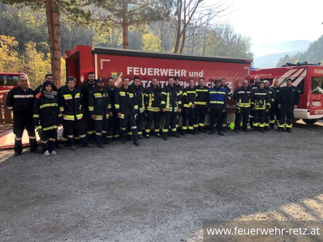 Foto 4, 02.11.2021, KHD-Einsatz - Waldbrand Hirschwang Foto 4, 02.11.2021, KHD-Einsatz - Waldbrand Hirschwang