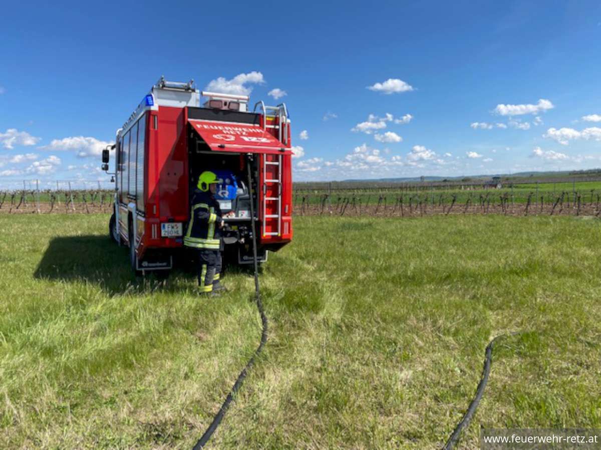 Foto 5, 02.05.2024, Zwei Vegetationsbrände während des FF-Heurigenwochenende