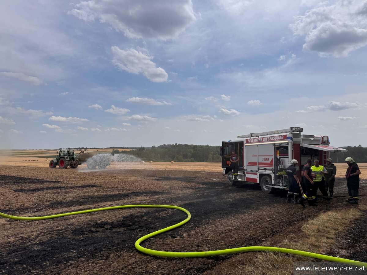 Foto 6, 15.07.2026, Brandeinsatz - Feldbrand in Riegersburg rasch unter Kontrolle gebracht Foto 6, 15.07.2026, Brandeinsatz - Feldbrand in Riegersburg rasch unter Kontrolle gebracht