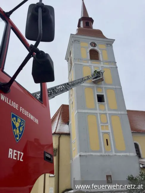 Foto 4, 15.01.2018, Technischer Einsatz - Personenrettung mit Drehleiter Foto 4, 15.01.2018, Technischer Einsatz - Personenrettung mit Drehleiter