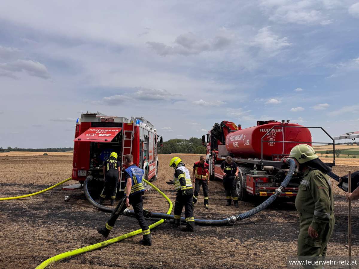 Foto 8, 15.07.2026, Brandeinsatz - Feldbrand in Riegersburg rasch unter Kontrolle gebracht Foto 8, 15.07.2026, Brandeinsatz - Feldbrand in Riegersburg rasch unter Kontrolle gebracht